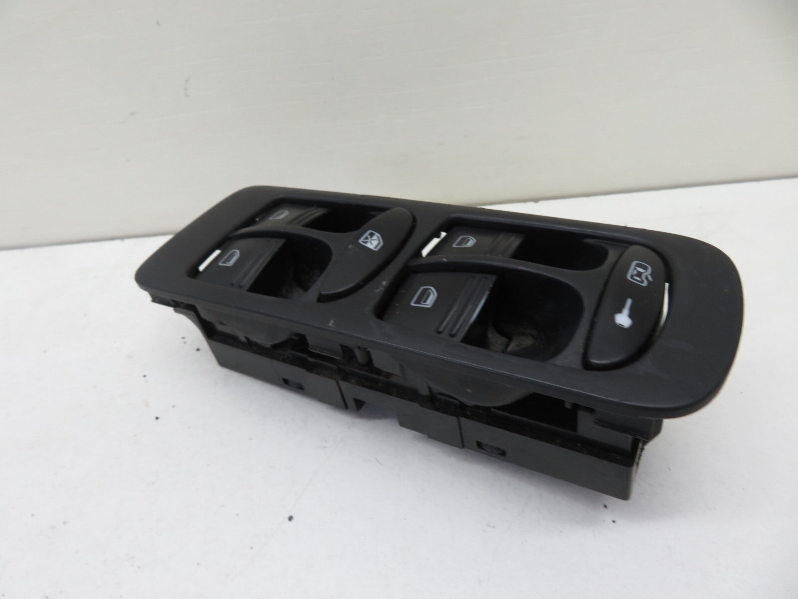 PORSCHE CAYENNE 955 OS DRIVER FRONT WINDOW SWTICHES 7L5959857A 2003-2006 1634-16