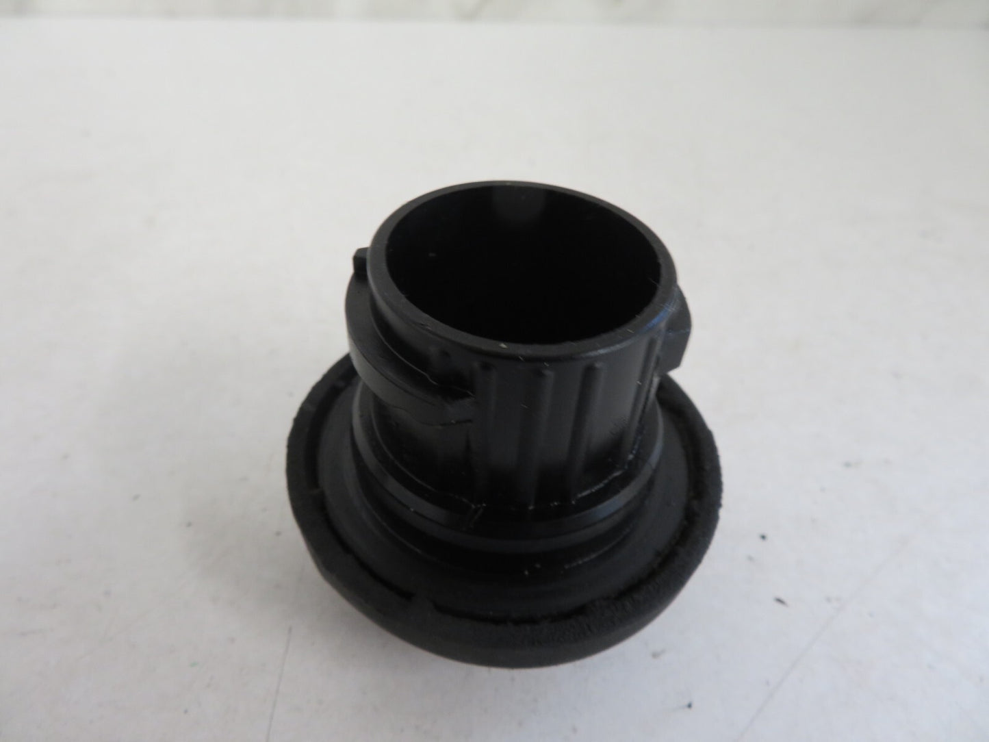 PEUGEOT 4007 ENGINE OIL CAP 2007-2012 1630-5