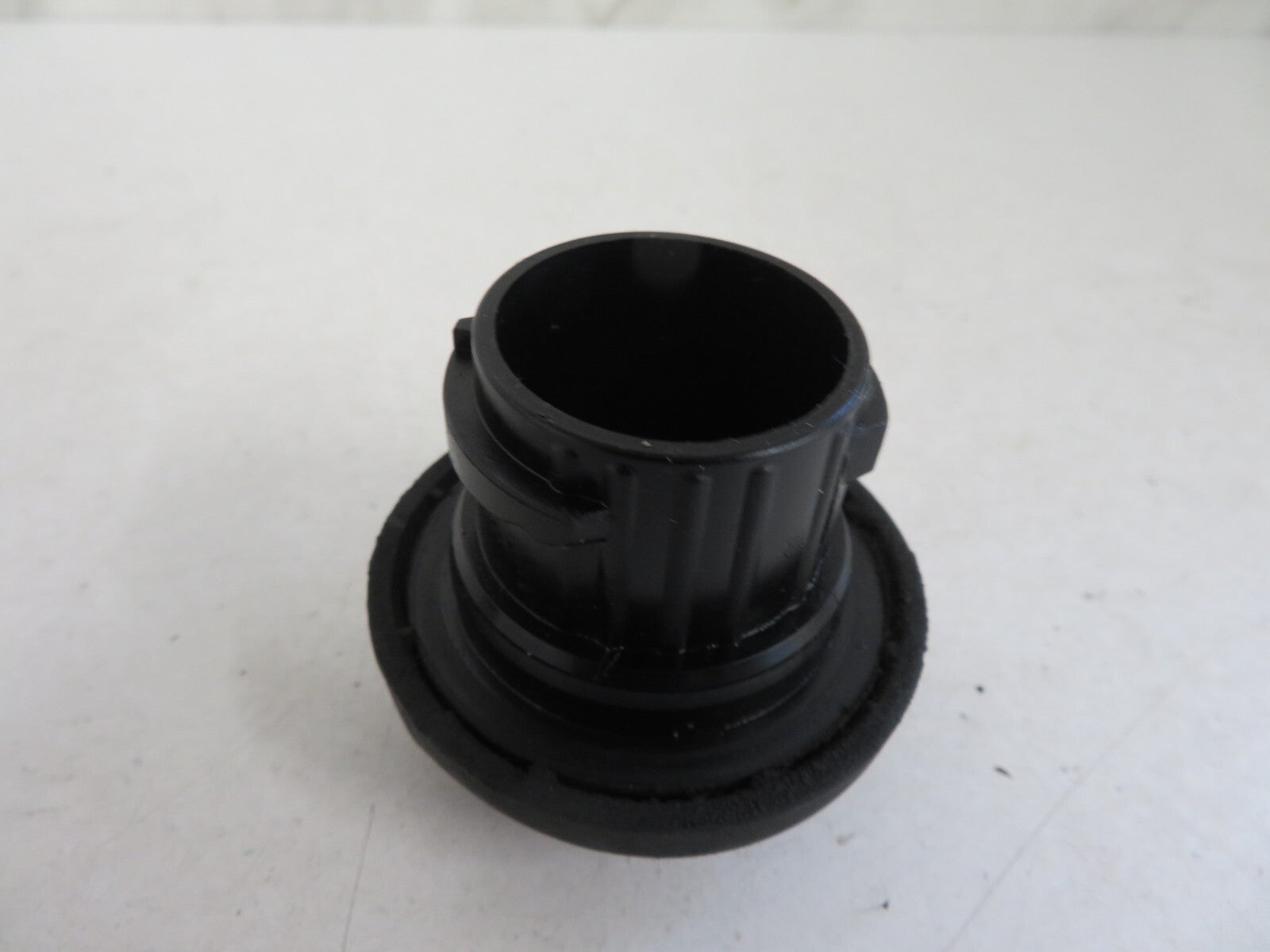 PEUGEOT 4007 ENGINE OIL CAP 2007-2012 1630-5