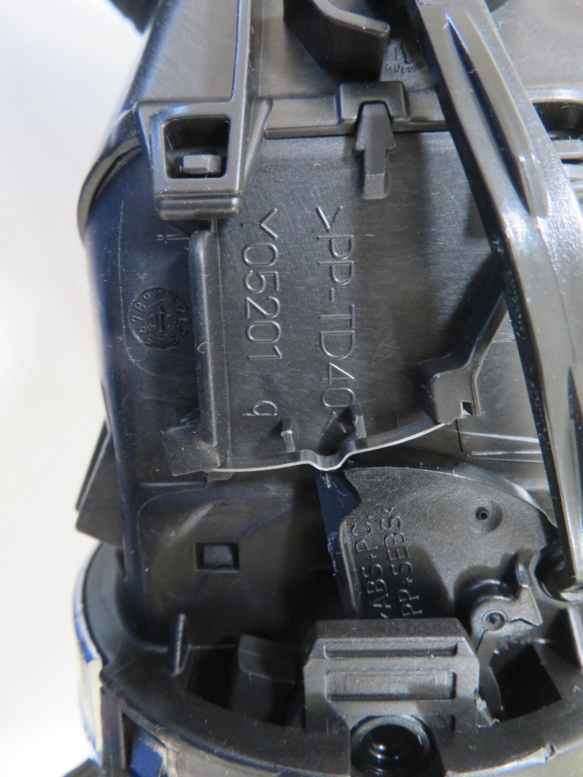 PEUGEOT 308 DASHBOARD DRIVER SIDE OS AIR VENT 2007-2013 1410-17