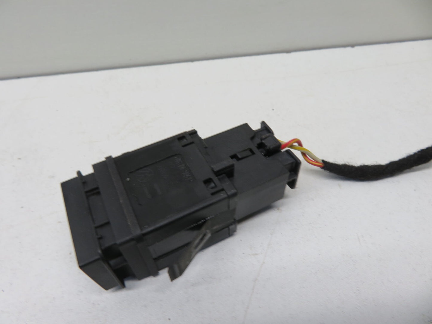 PORSCHE CAYENNE 955 PASSENGER AIRBAG OFF SWITCH 7L5919211A 2003-2006 1721-21