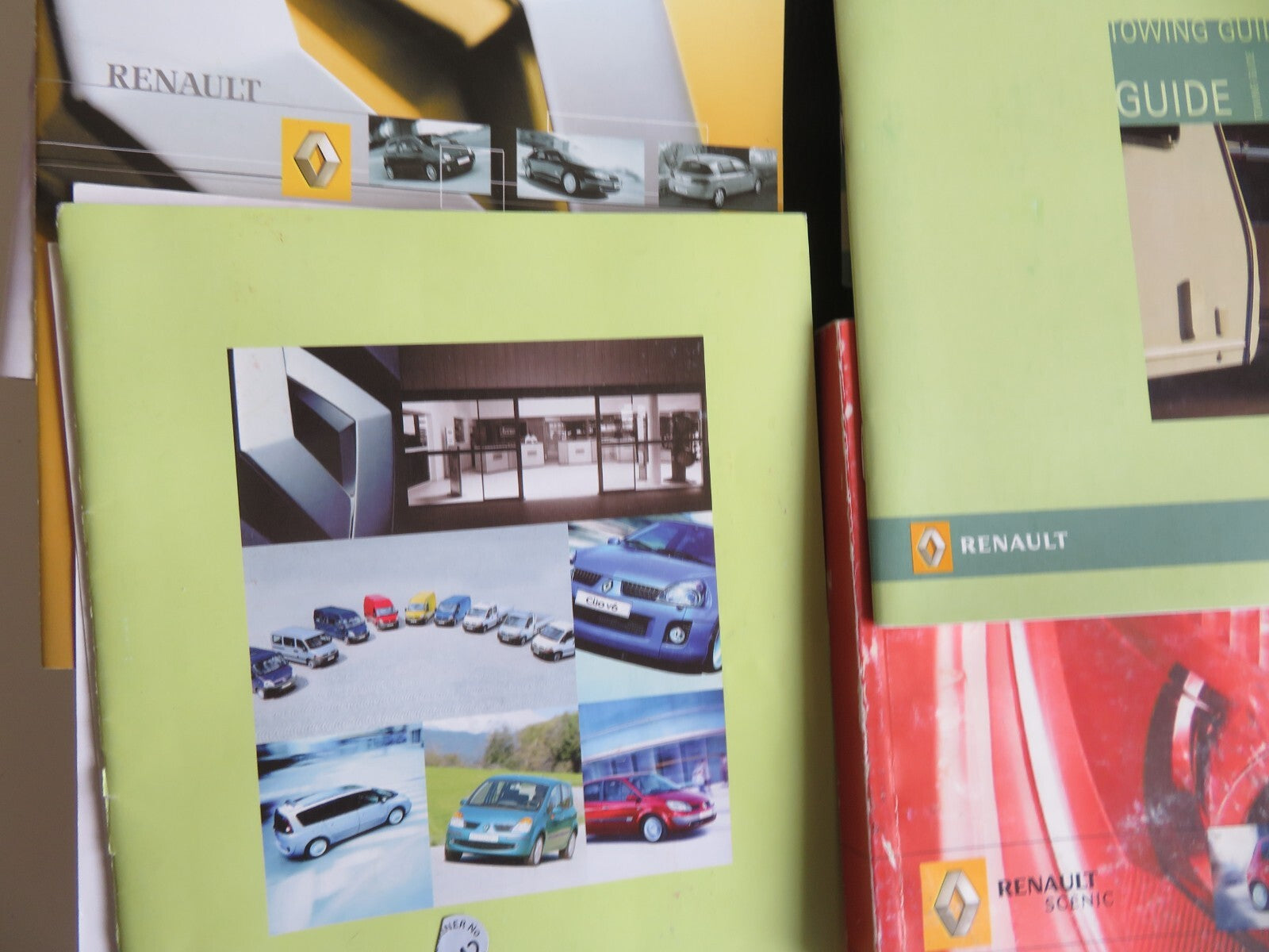 RENAULT SCENIC OWNERS MANUAL WITH FOLDER 2003-2006 HM4-20