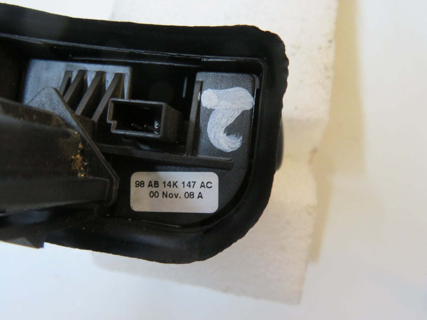 FORD FOCUS MK1 STEERING VOLUME CONTROL SWITCHES 1998-2004 AM53-2