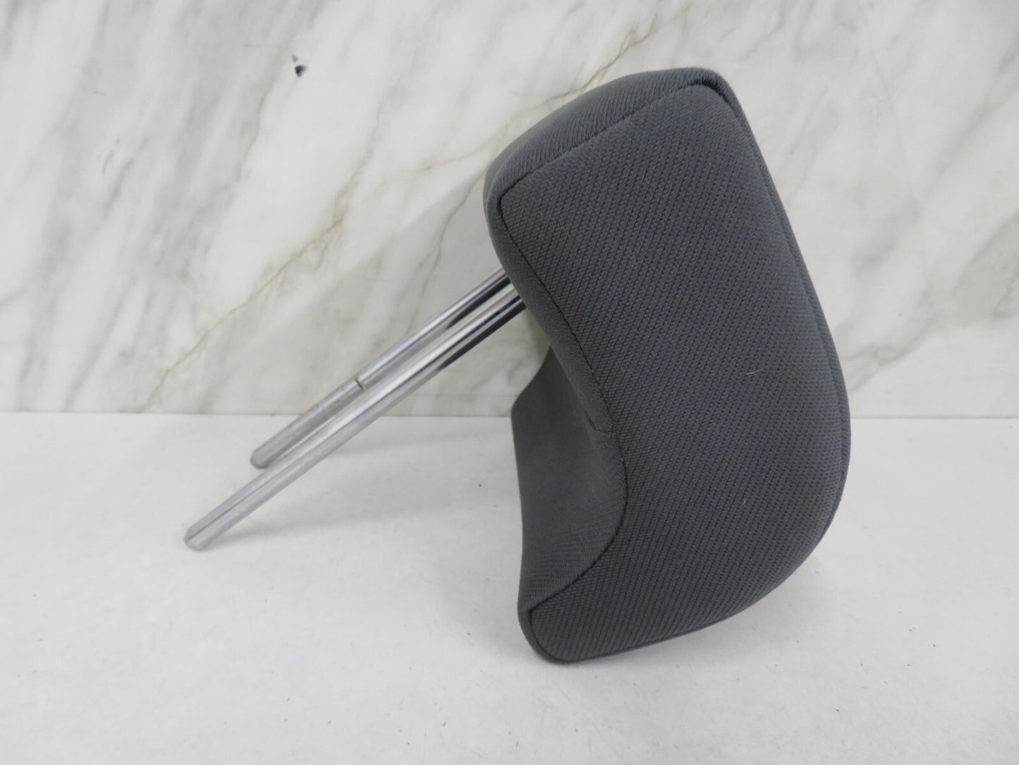 HYUNDAI GETZ REAR CLOTH HEAD REST MIDDLE 2002-2005 1234-24