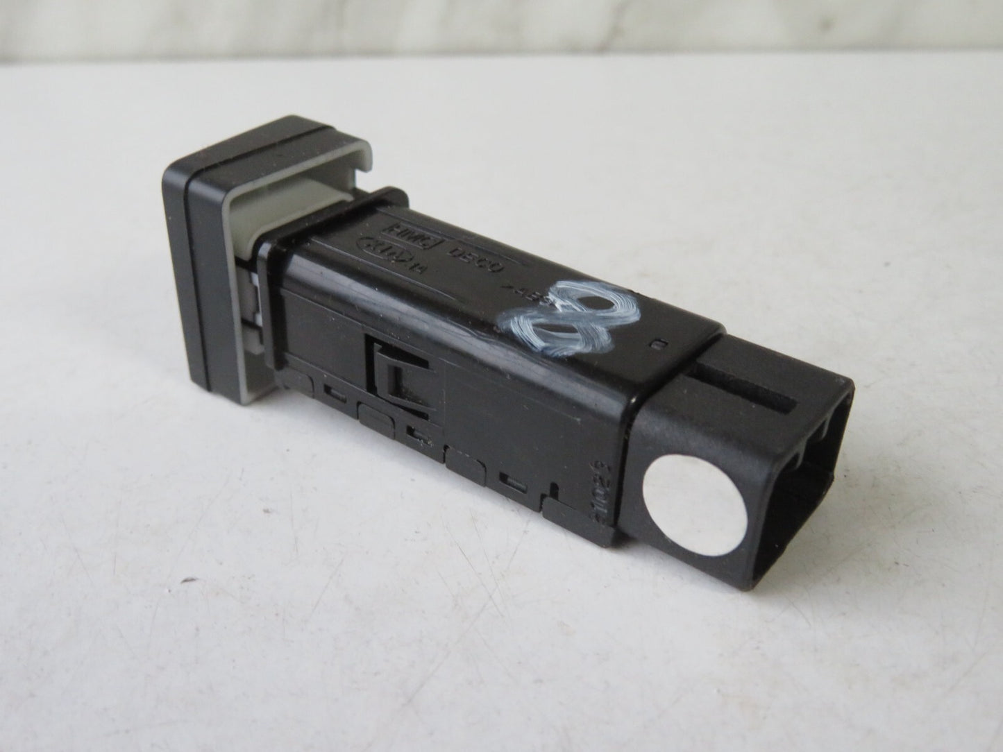 KIA CARENS FOG LIGHT SWITCH 2002-2006 A1607-8