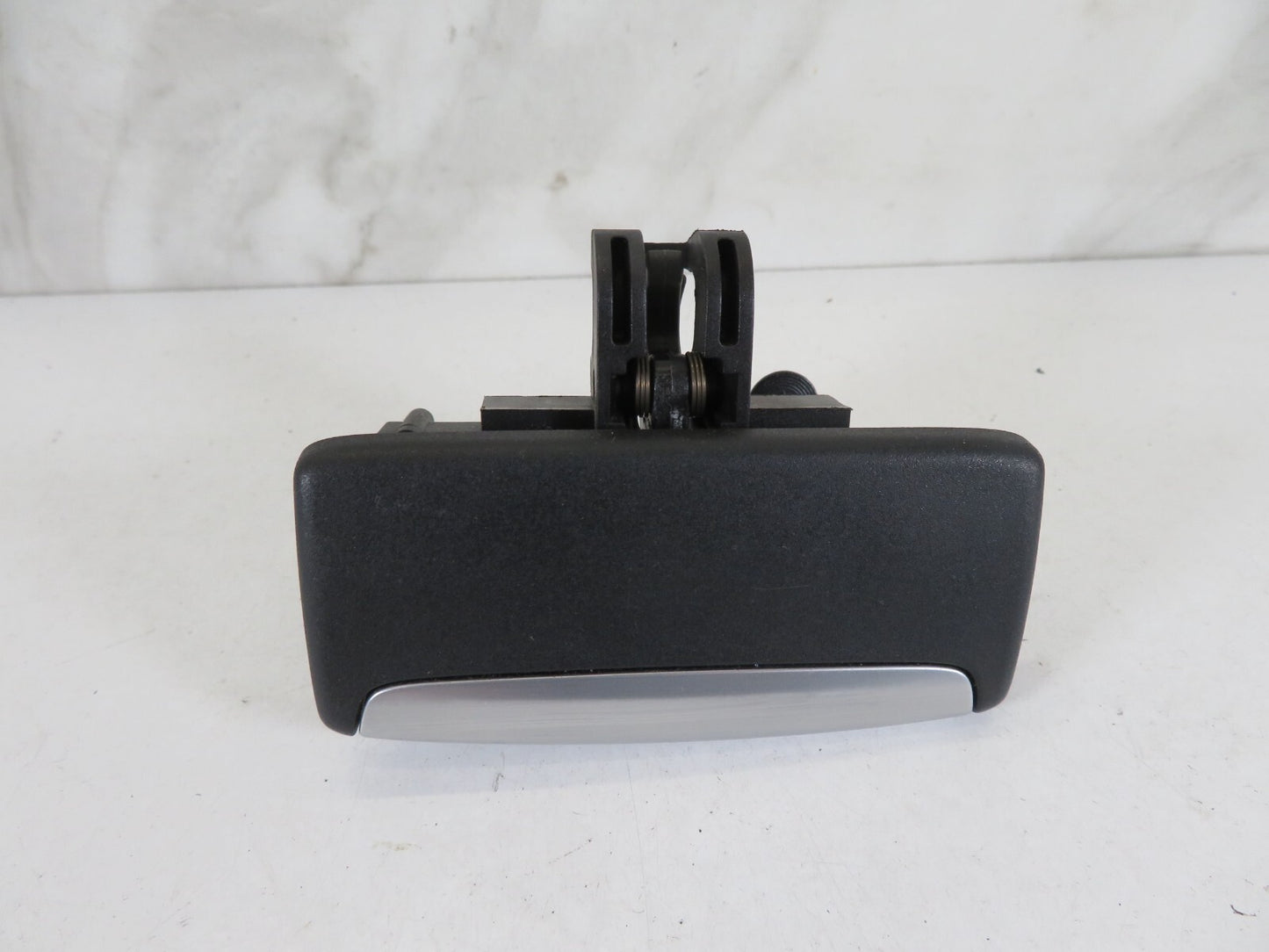 FORD MONDEO MK4 TITANIUM GLOVE BOX HANDLE 2006-2010 A1201-15