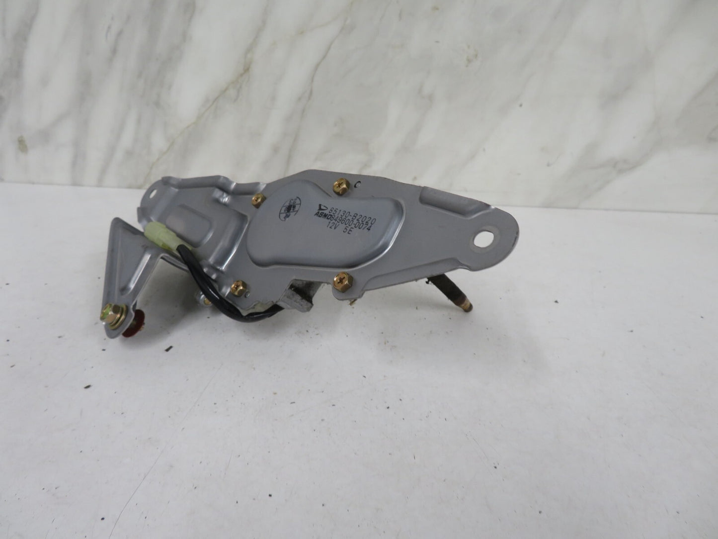 DAIHATSU CHARADE REAR WIPER MOTOR 85130-B2020 2003-2006 1424-4