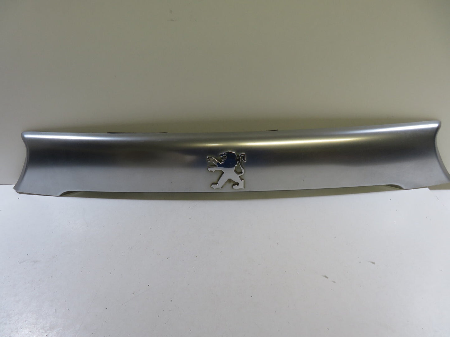 PEUGEOT 4007 REAR TAILGATE BOOT TRIM 2007-2012