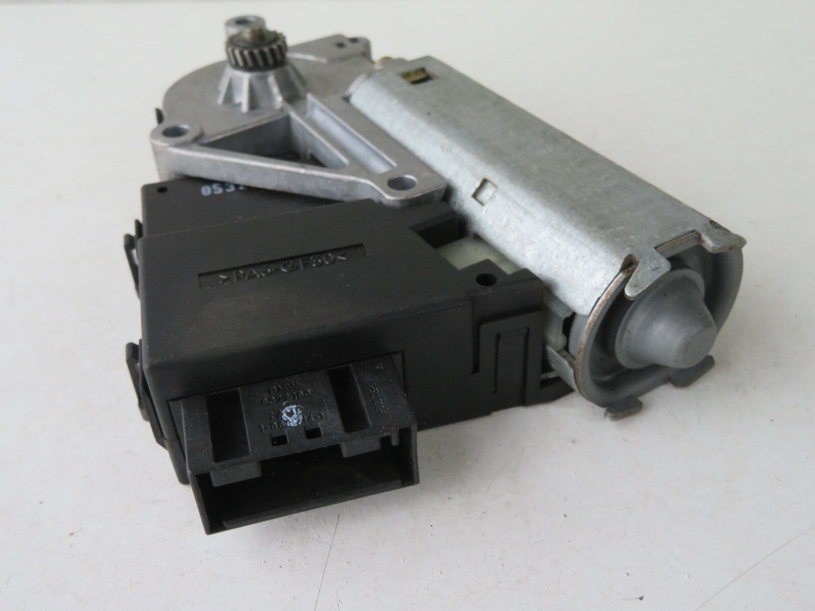 BMW X5 E53 SUNROOF MOTOR 8381480 2000-2006 MIX1332-3