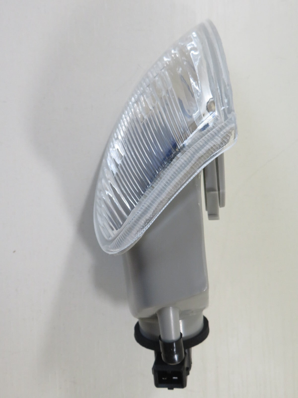 NS PASSENGER LH FRONT INDICATOR LIGHT FOR CITROEN SAXO 1996-1999 LUCAS LPB365