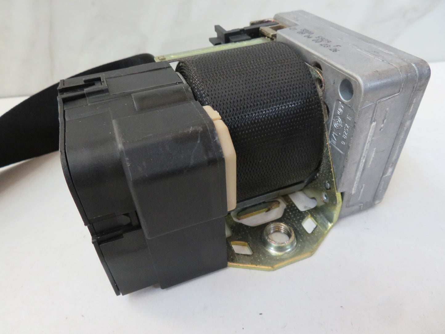 MERCEDES S CLASS W220 NSF SEAT BELT 33005929F 1998-2005 A1415-6