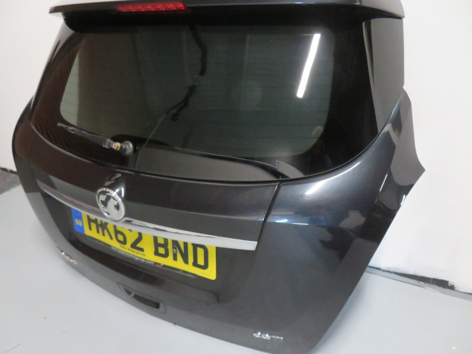 VAUXHALL MOKKA TAILGATE BOOT LID COMPLETE YEARS TO FIT 2012-2016 ONLY