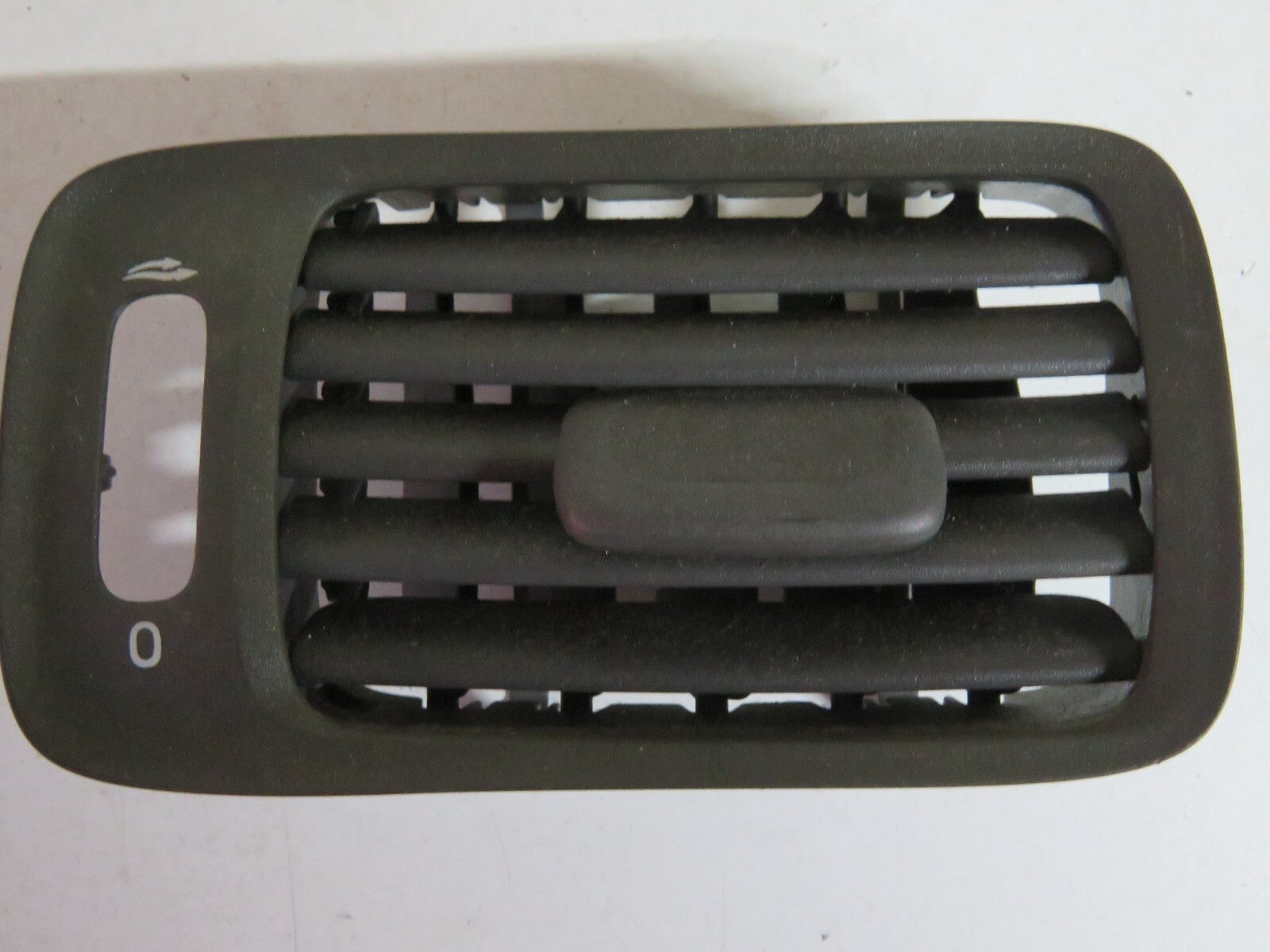 VOLVO C70 DASHBOARD AIR VENT 1996-2004 AMS1557-11