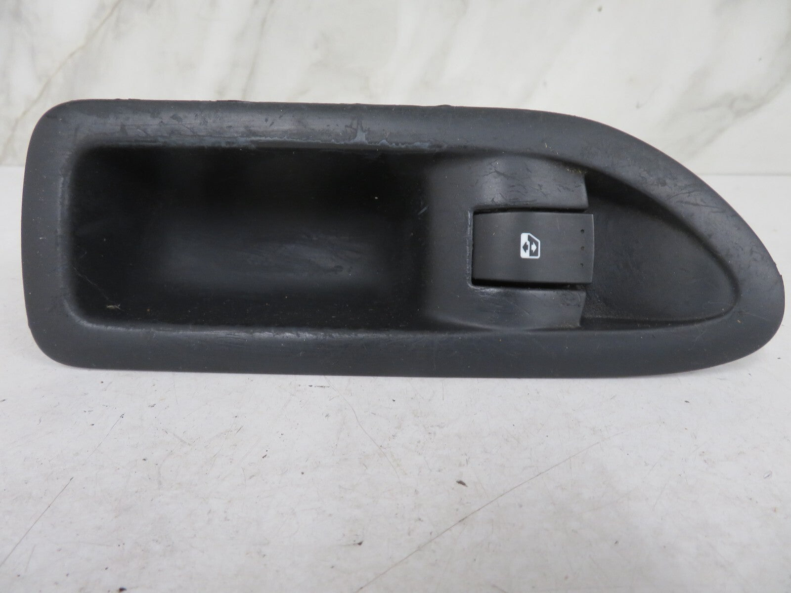 RENAULT LAGUNA MK2 NS PASSENGER SIDE WINDOW SWITCHES 2001-2007 1631-8