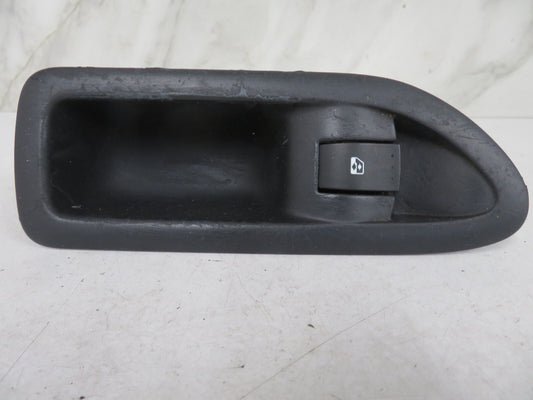 RENAULT LAGUNA MK2 NS PASSENGER SIDE WINDOW SWITCHES 2001-2007 1631-8