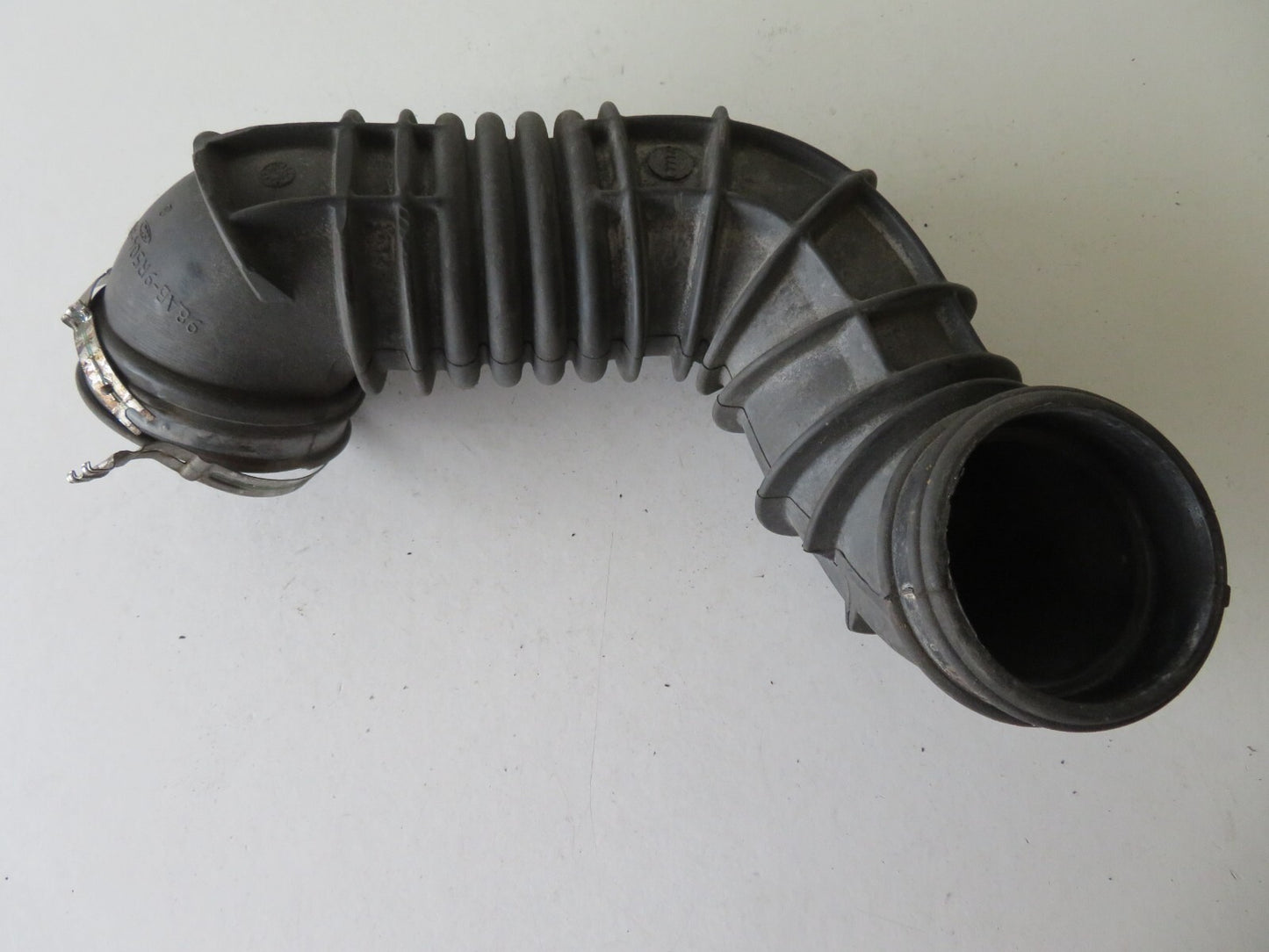 FORD FOCUS MK1 AIR INTAKE PIPE 98-2004 AMS1416-2