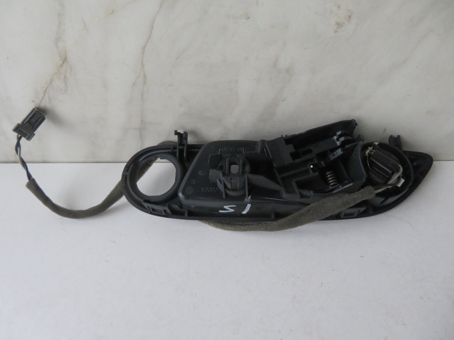 FORD FIESTA MK7 INTERIOR OS DRIVER DOOR HANDLE 2009-2012 AMS1209-15