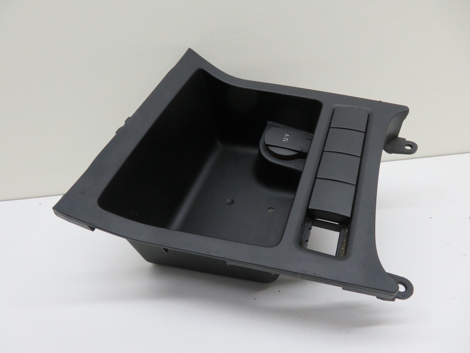 VOLKSWAGEN VW EOS 12V SOCKET STORAGE TRAY 5K0858329 2006-2010 1701-6
