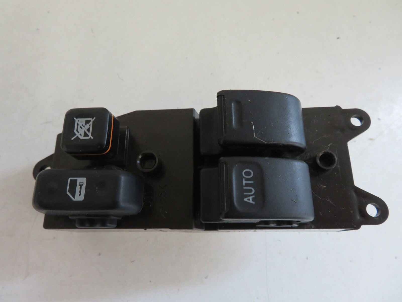 TOYOTA COROLLA LHD WINDOW SWITCHES MIXA1157-8