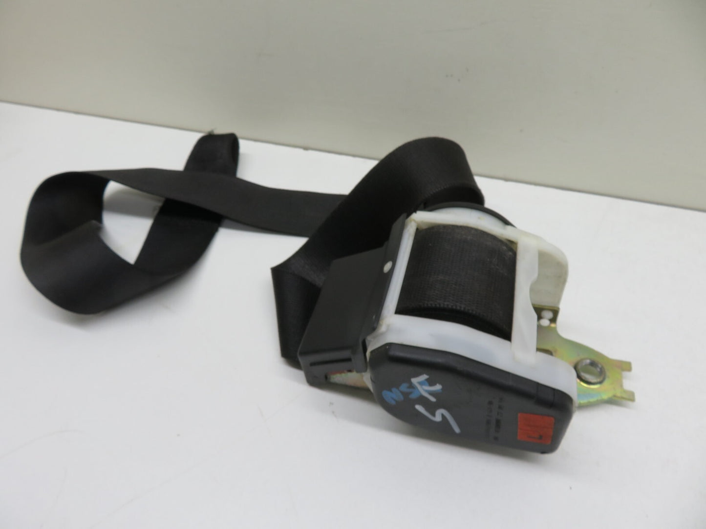 BMW E36 3 SERIES NSF PASSENGER SEAT BELT 8119123 1991-1998 1734-5