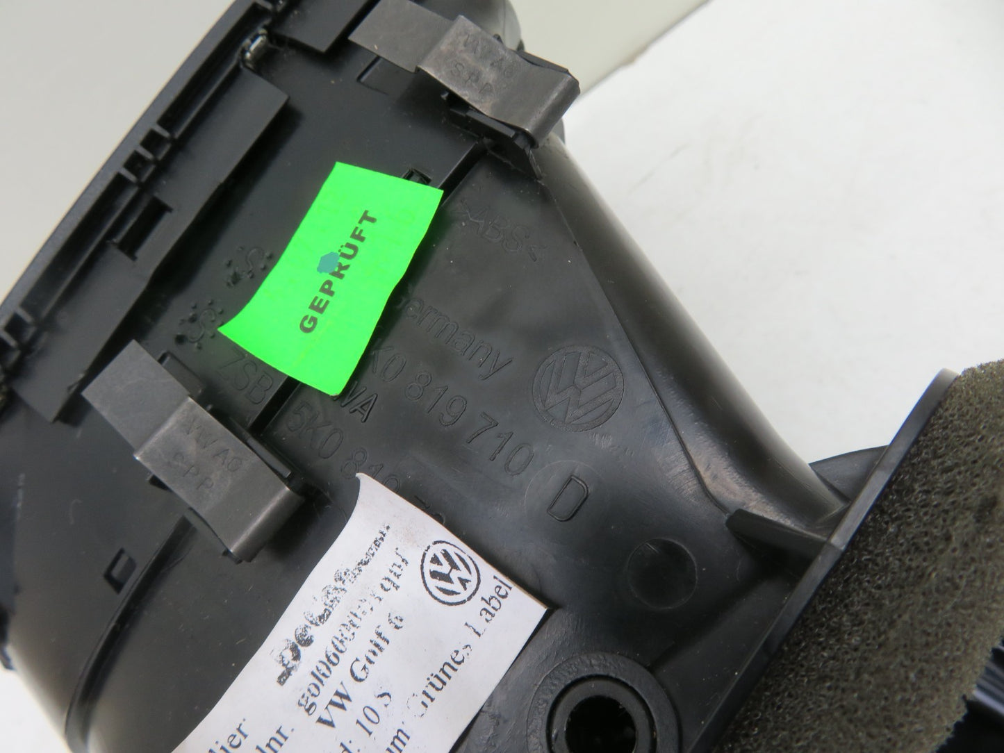 VW GOLF MK6 OS DRIVER SIDE DASHBOARD AIR VENT 2009-2013 REF-7