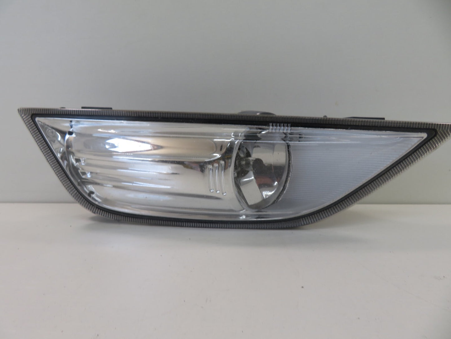 FORD MONDEO MK4 FRONT OS DRIVER FOG LIGHT BS71-15K201-AB 2011-2014 MIX1458-9
