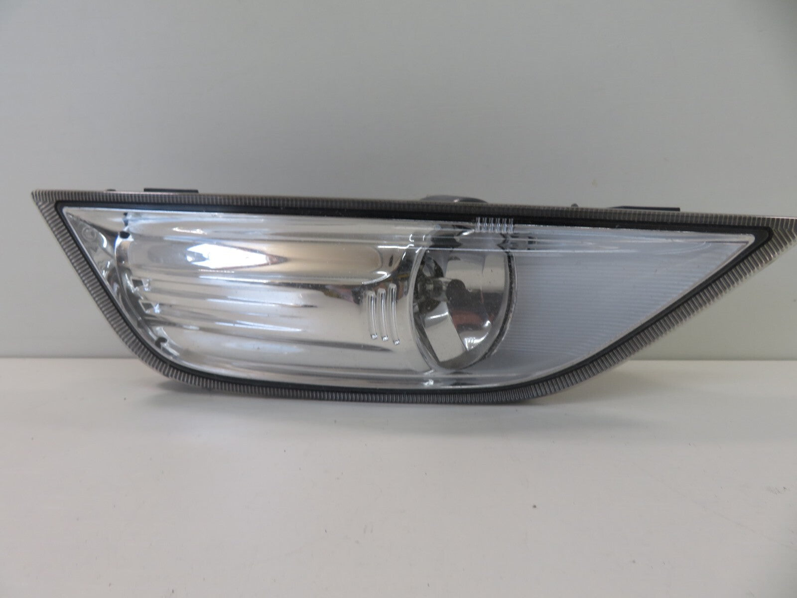 FORD MONDEO MK4 FRONT OS DRIVER FOG LIGHT BS71-15K201-AB 2011-2014 MIX1458-9