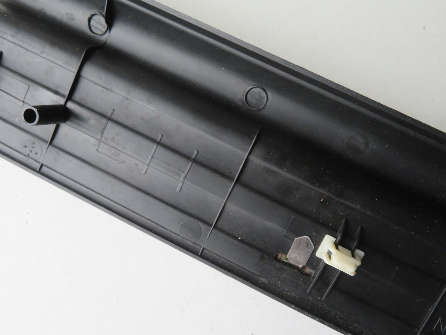 MAZDA MX5 MX-5 MK2 INTERIOR KICK PANEL SILL TRIMS PAIR 1998-2005