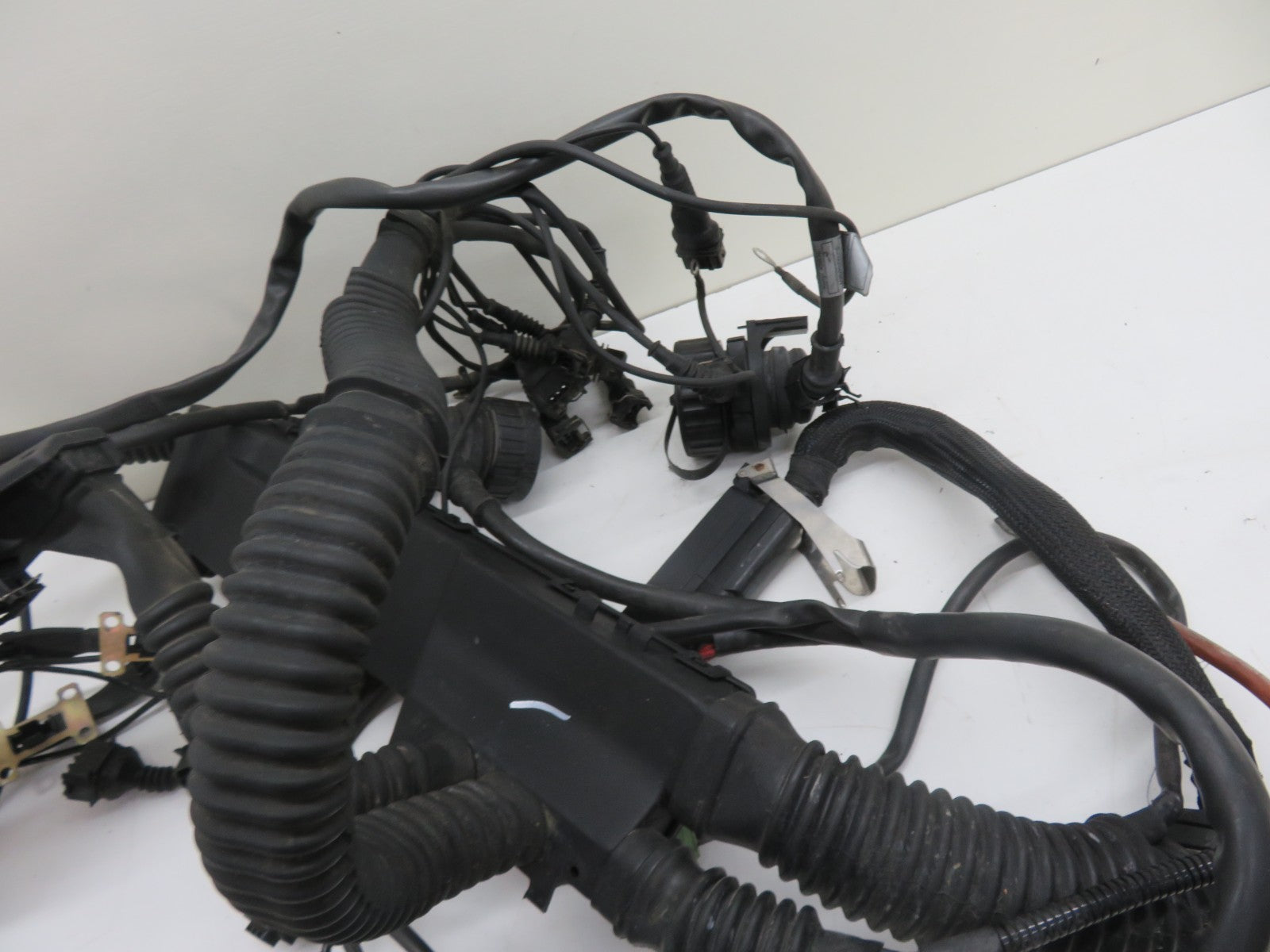 BMW E36 320I ENGINE WIRING LOOM MANUAL VERSION 1740870 1990-1999