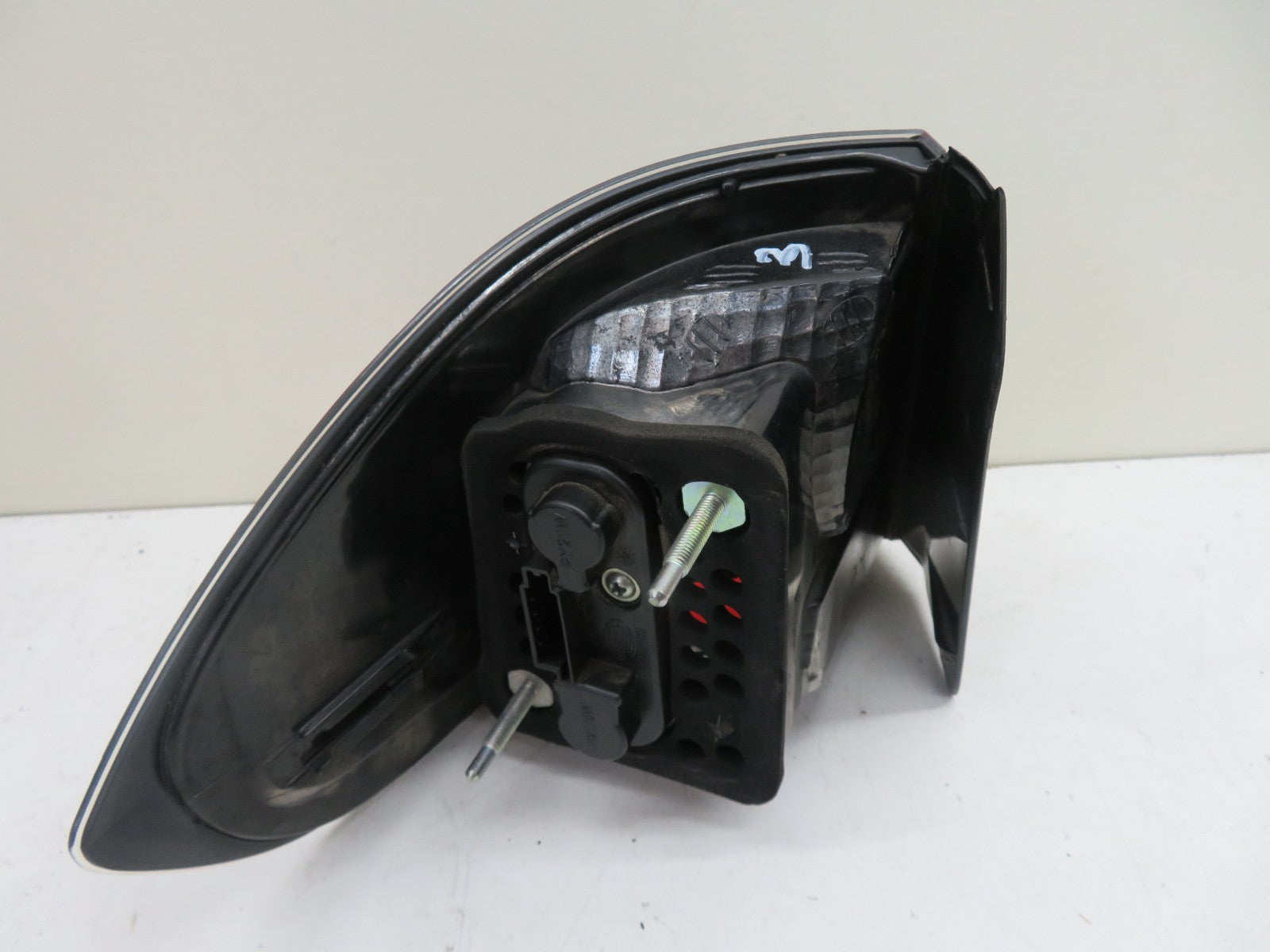 FORD S MAX OSR REAR DRIVER OUTER TAIL LIGHT 2006-2010 1302-3