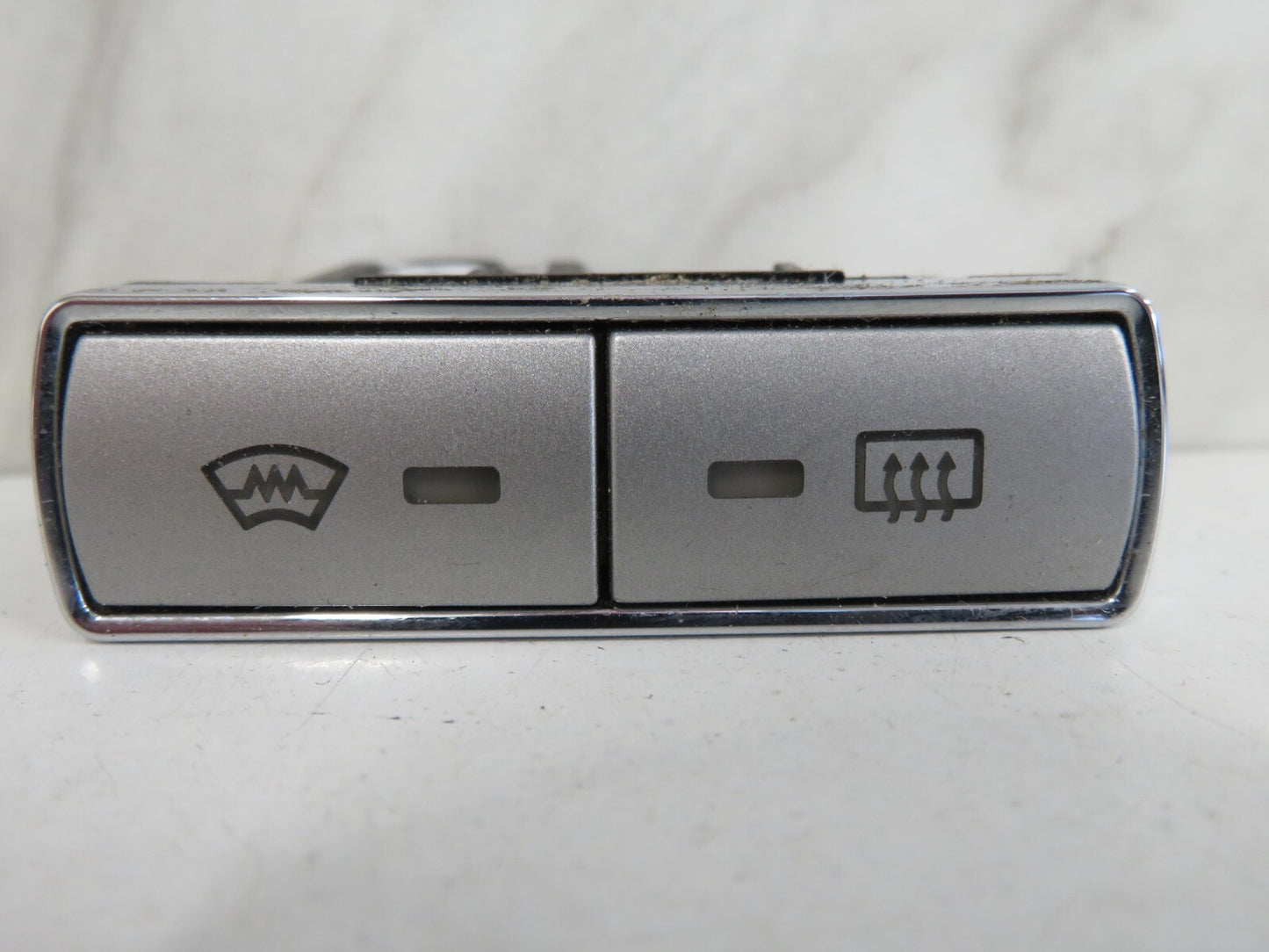 FORD GALAXY MK3 FRONT AND REAR WINDSCREEN DEMIST SWITCHES 2006-2010 A1110-18