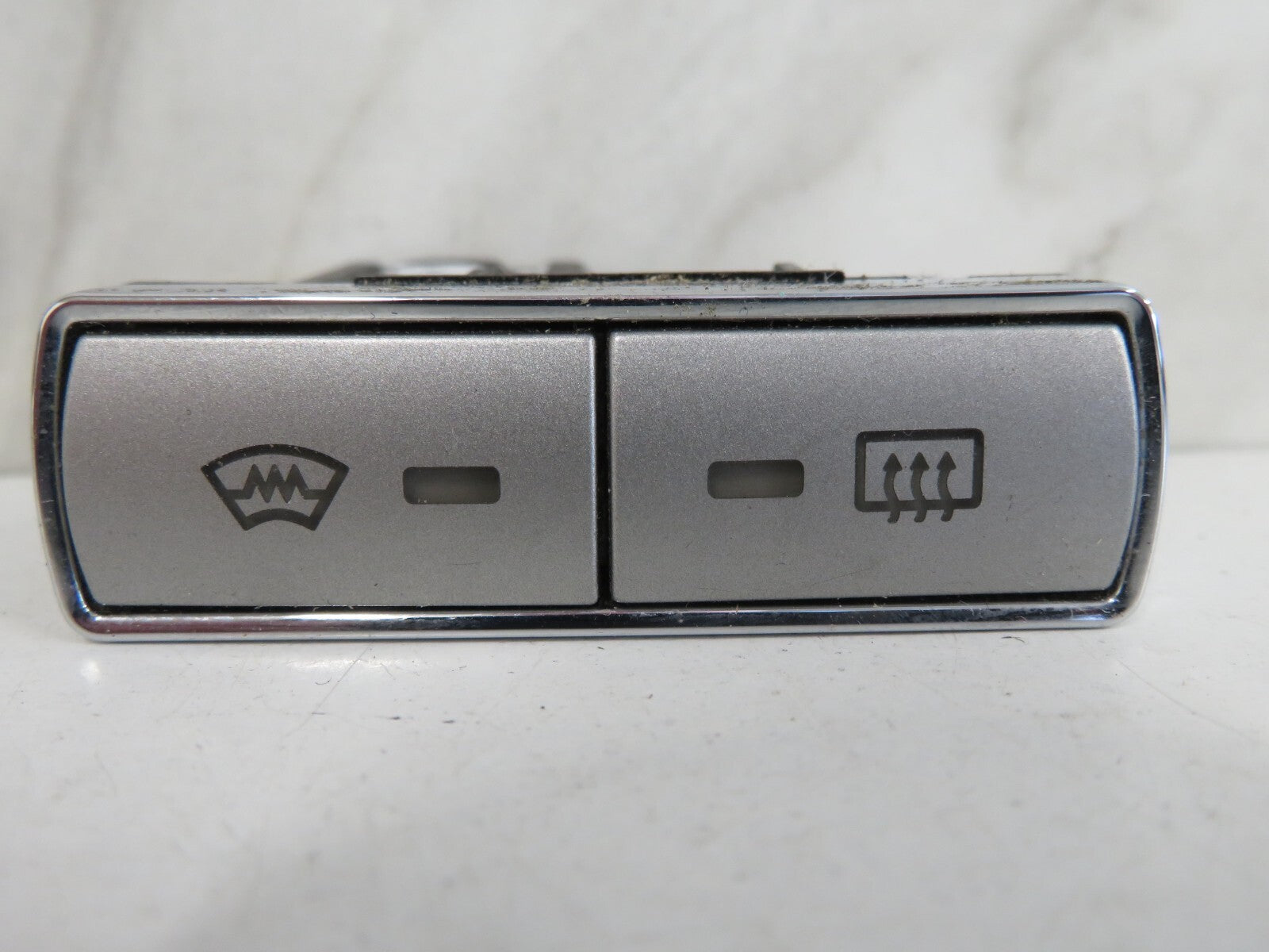 FORD GALAXY MK3 FRONT AND REAR WINDSCREEN DEMIST SWITCHES 2006-2010 A1110-18