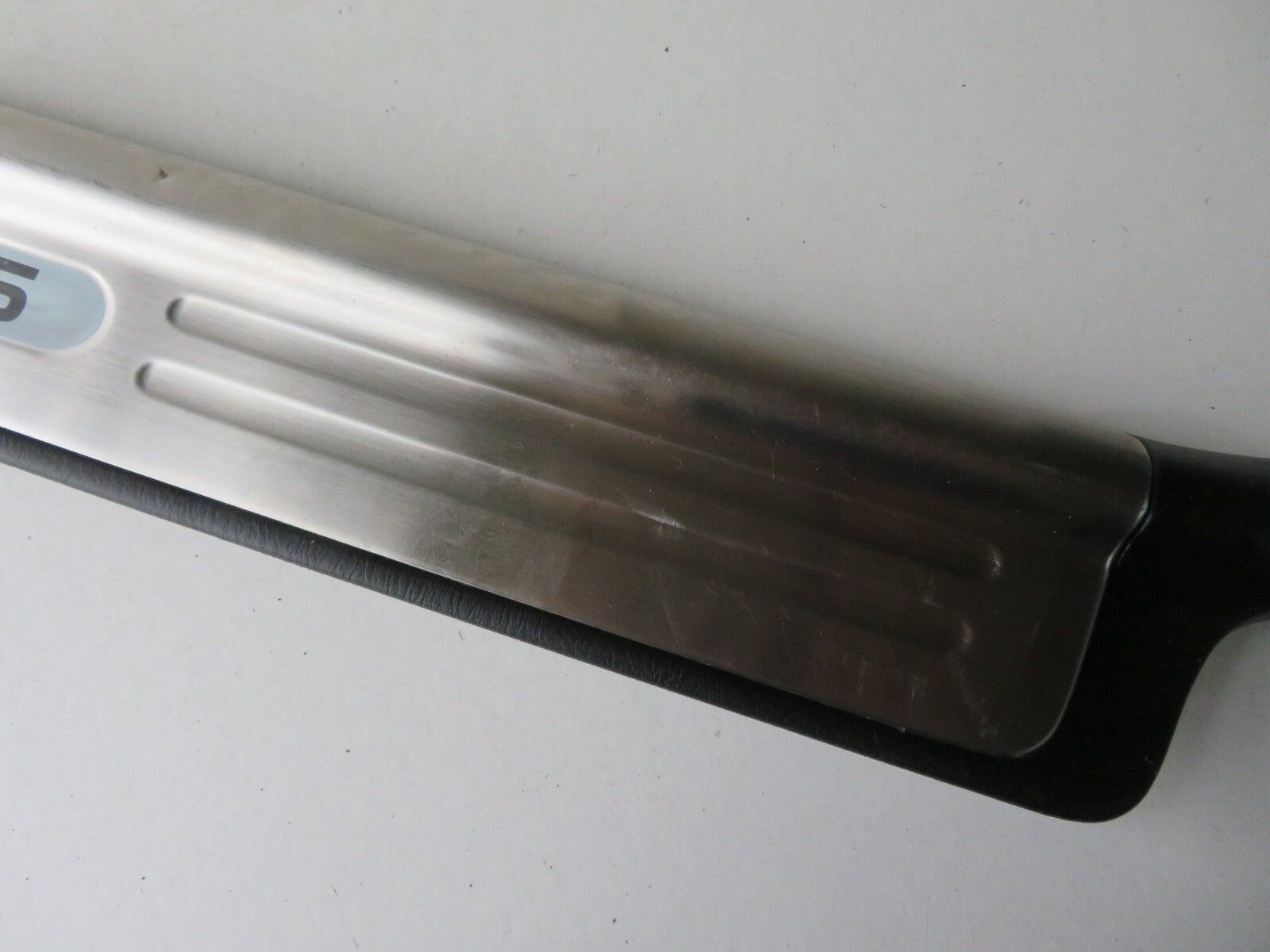 MAZDA MX5 MX-5 MK2 INTERIOR KICK PANEL SILL TRIMS PAIR 1998-2005