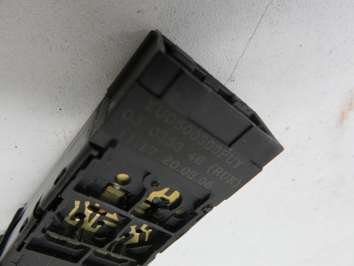 LAND ROVER FREELANDER 1 A/C SWITCH YUC500300 2004-2006 1752-13