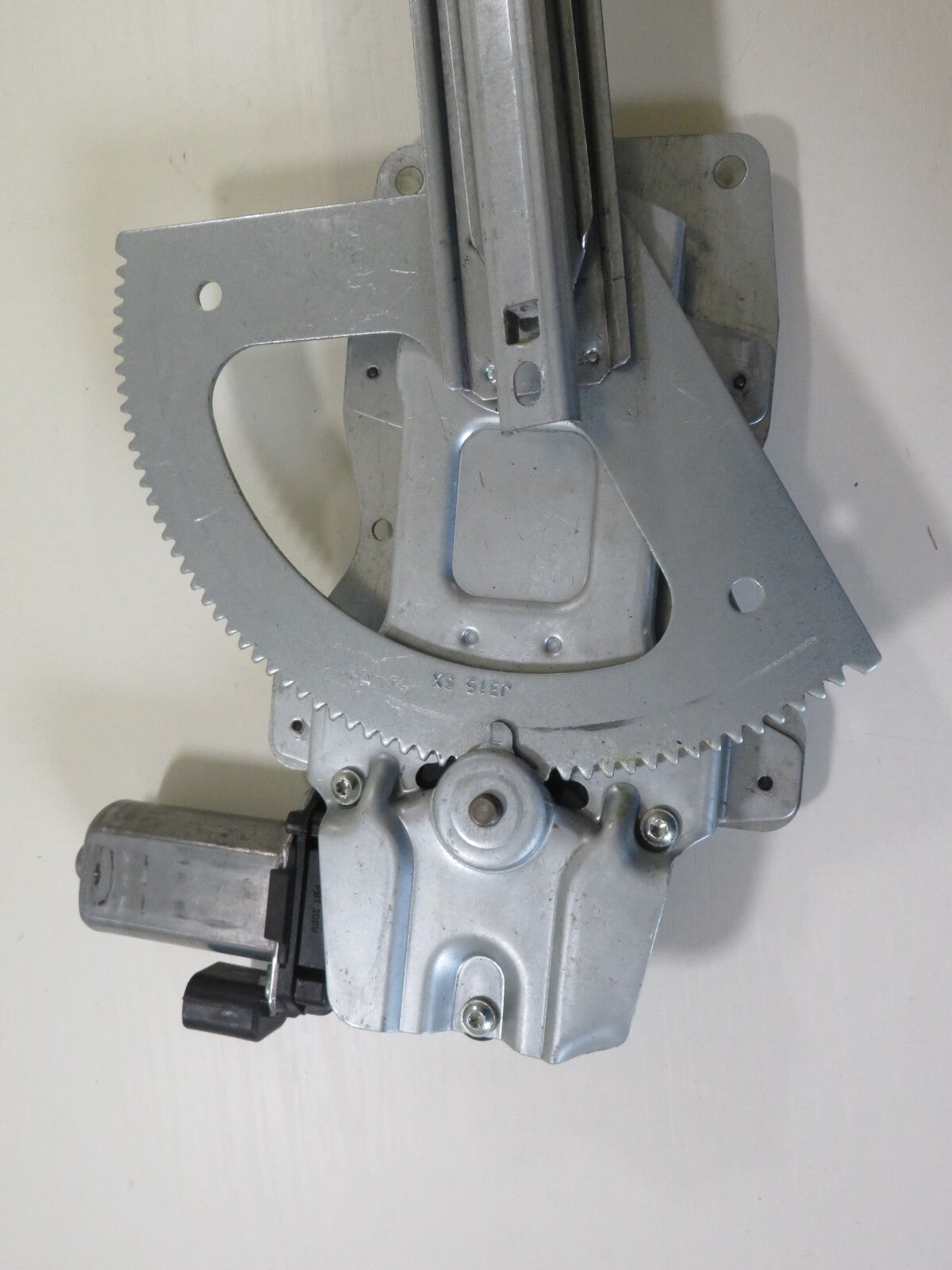  FRONT LEFT WINDOW MOTOR REGULATOR VALEO 850714 FOR JEEP GRAND CHEROKEE 96-99 