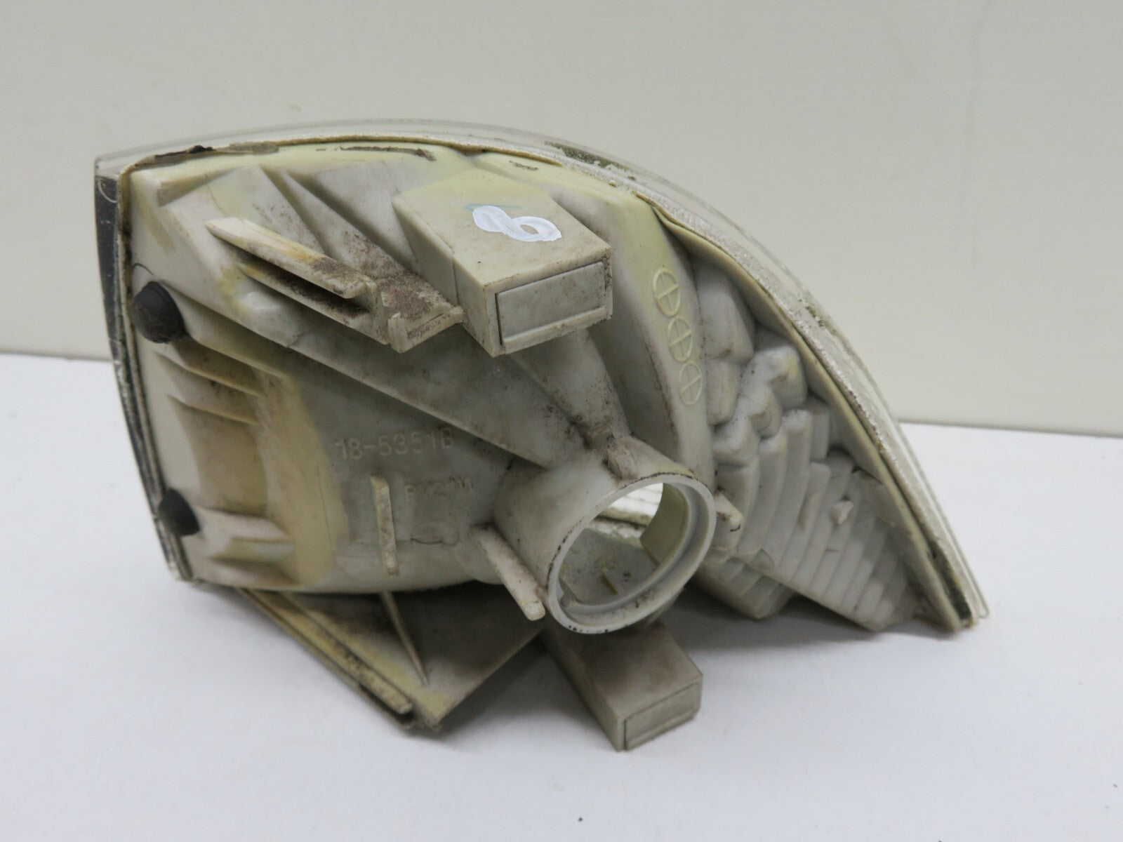 BMW E36 OS DRIVER CLEAR FRONT INDICATOR (SEE PHOTOS) 1991-1998 1756-8