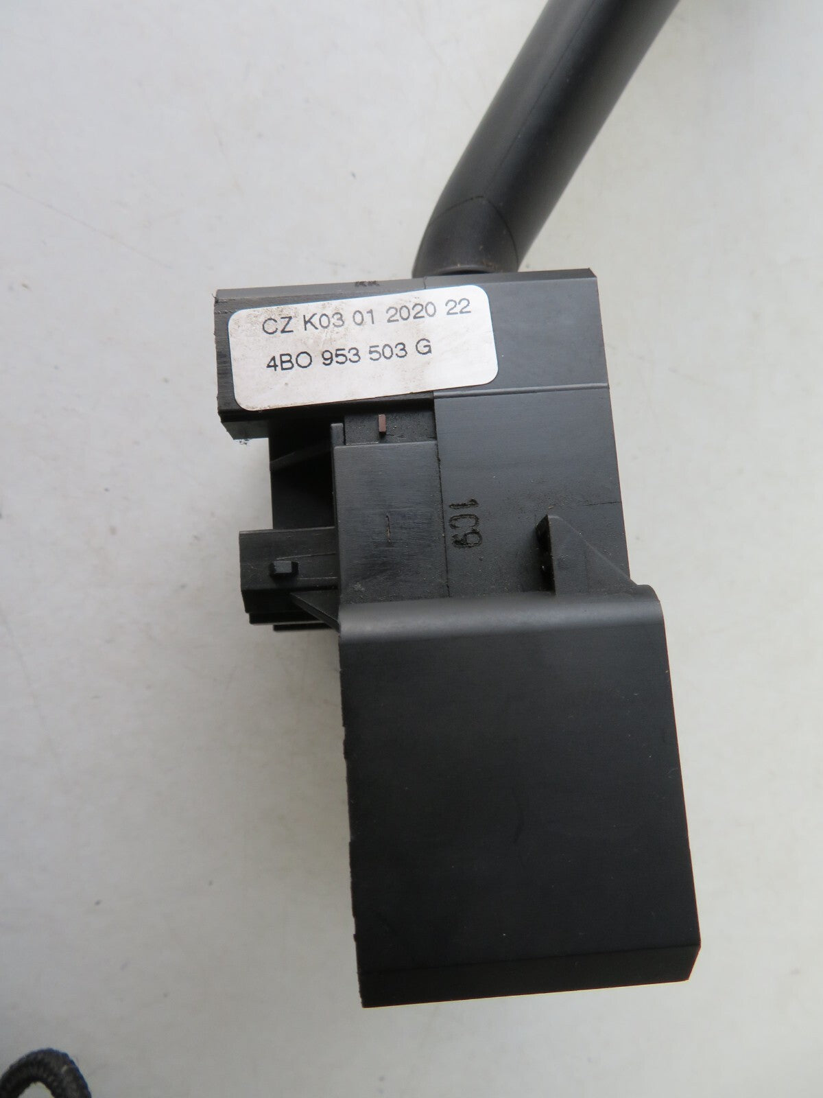 VOLKSWAGEN PASSAT B5 WIPER CONTROL STALK 4B0953503G 1996-2001 A1101-8