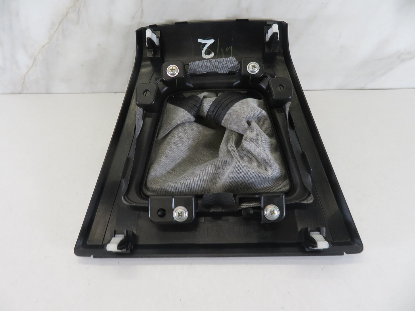 MAZDA 5 MPV GEAR SELECTOR TRIM 2005-2010 A1320-2