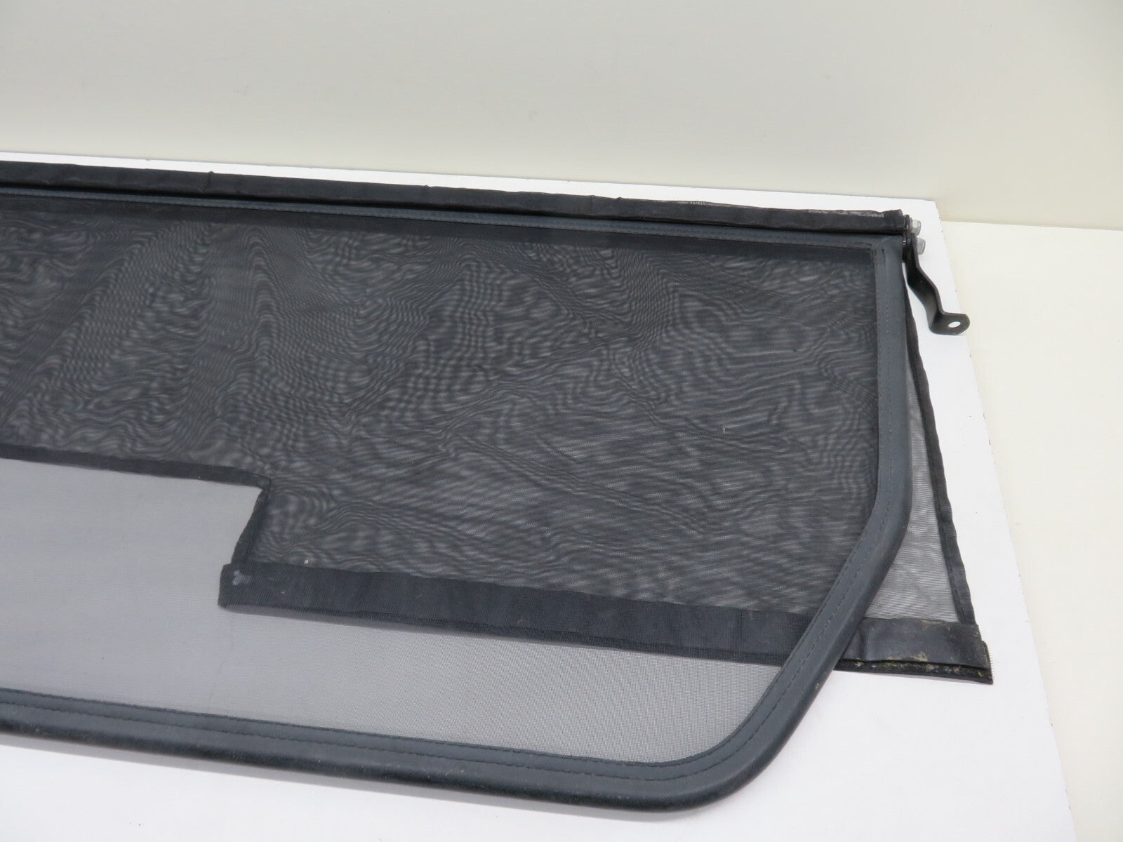 BMW E36 3 SERIES CONVERTIBLE WIND DEFLECTOR (SEE PHOTOS) 1991-1998