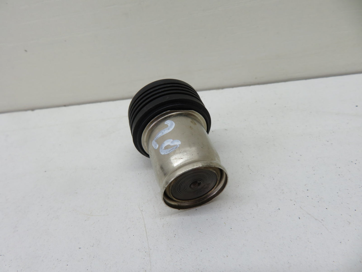 LAND ROVER FREELANDER 1 CIGARETTE LIGHTER 2004-2006 1672-20