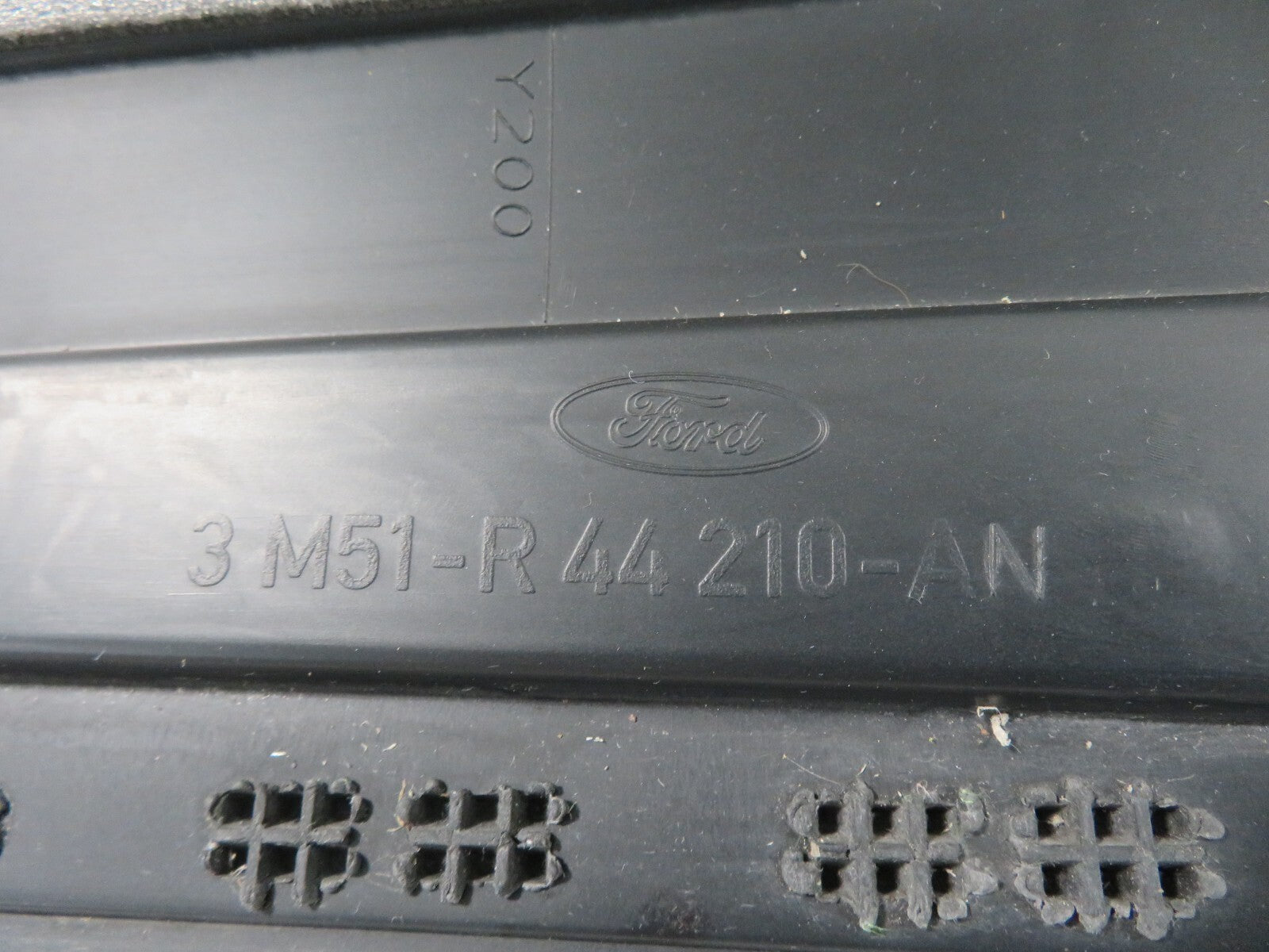 FORD C-MAX REAR BOOT SPOILER WITH BRAKE LIGHT 3M51-R44210-AN 2006-2010