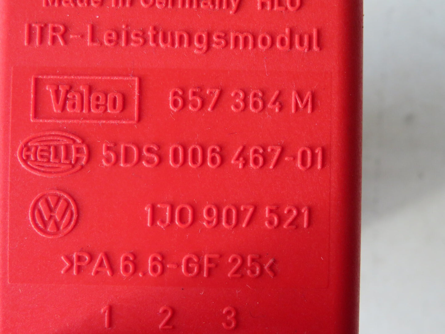 VOLKSWAGEN PASSAT B5 HEATER BLOWER MOTOR RESISTOR 1J0907521 1996-2001 A1101-15