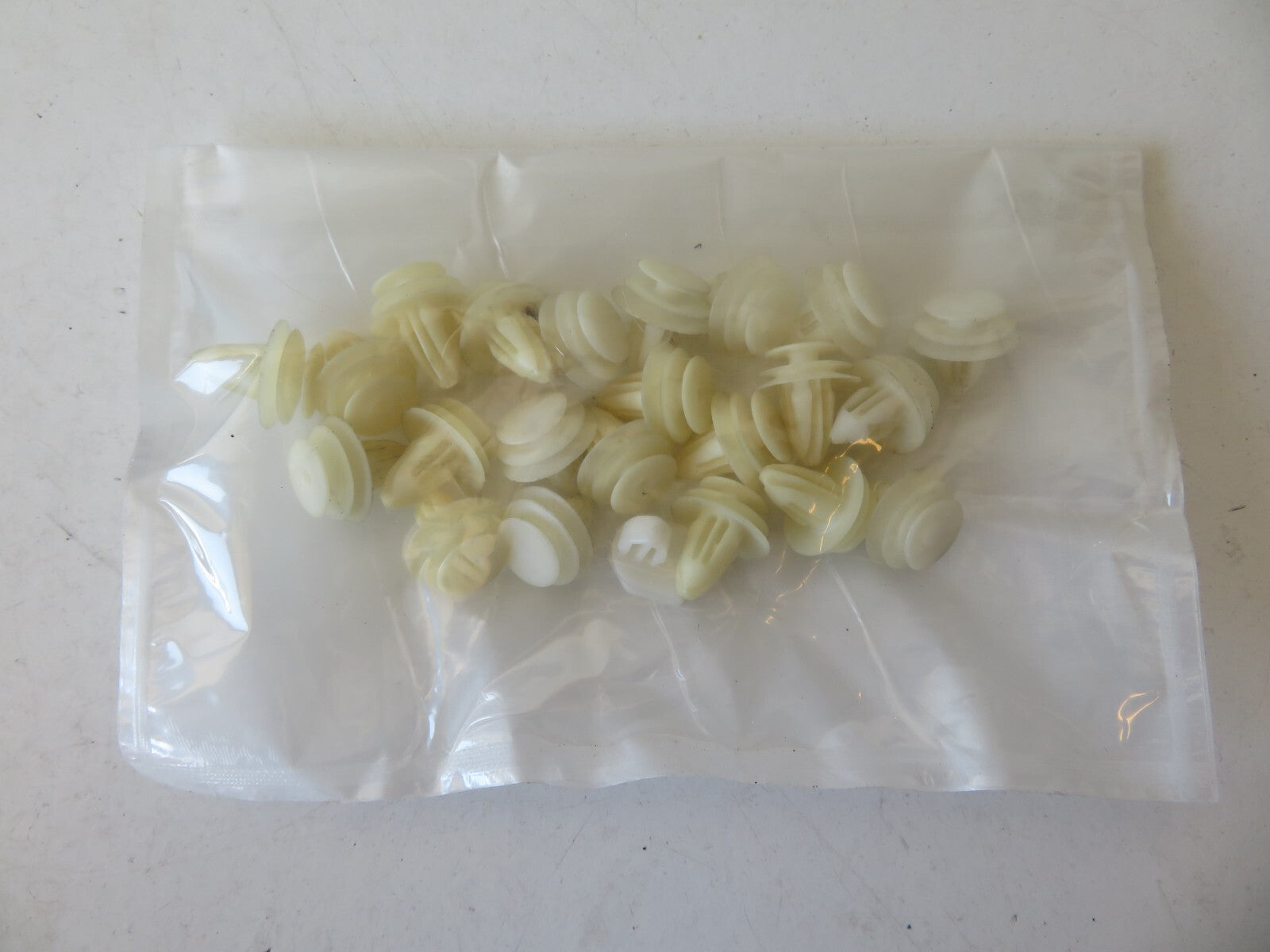 MAZDA RX8 INTERIOR DOOR CARD CLIPS HOLDERS  2003-2008 AMS1403 SA