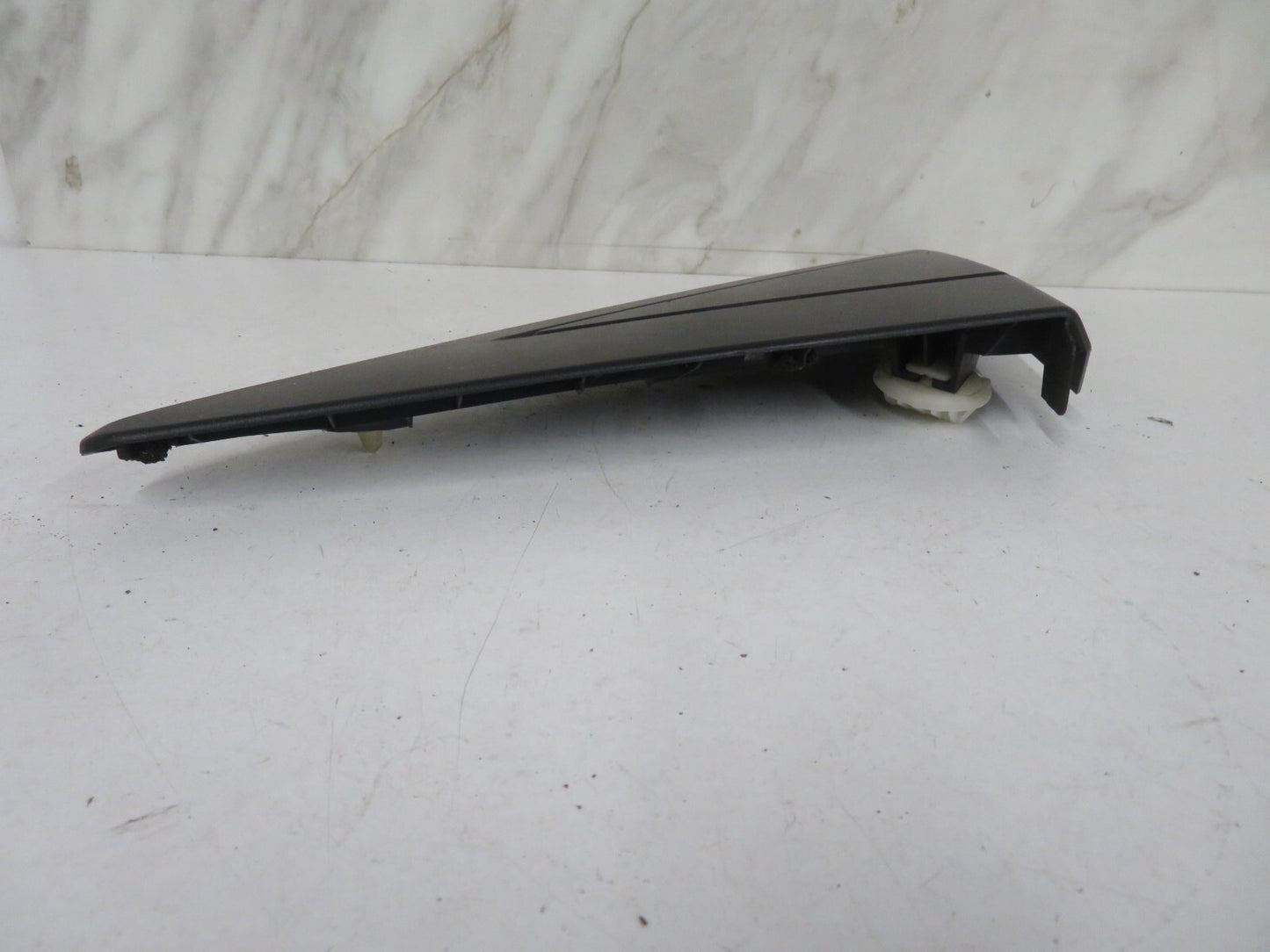 MAZDA 5 MPV NSF QUARTER TRIM 2005-2010 1520-6
