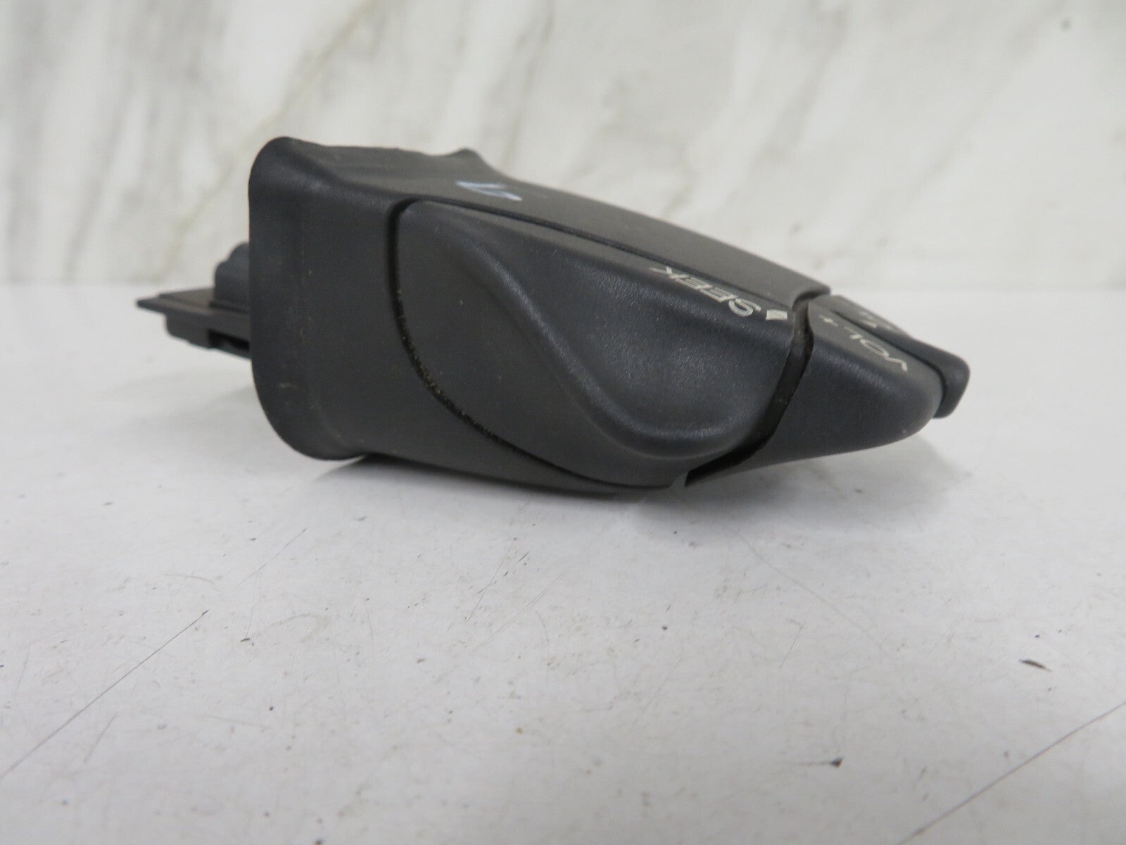 FORD MONDEO MK3 VOLUME CONTROL SWITCHES 96AB-14K147-AC 2001-2007 MIX1636-9