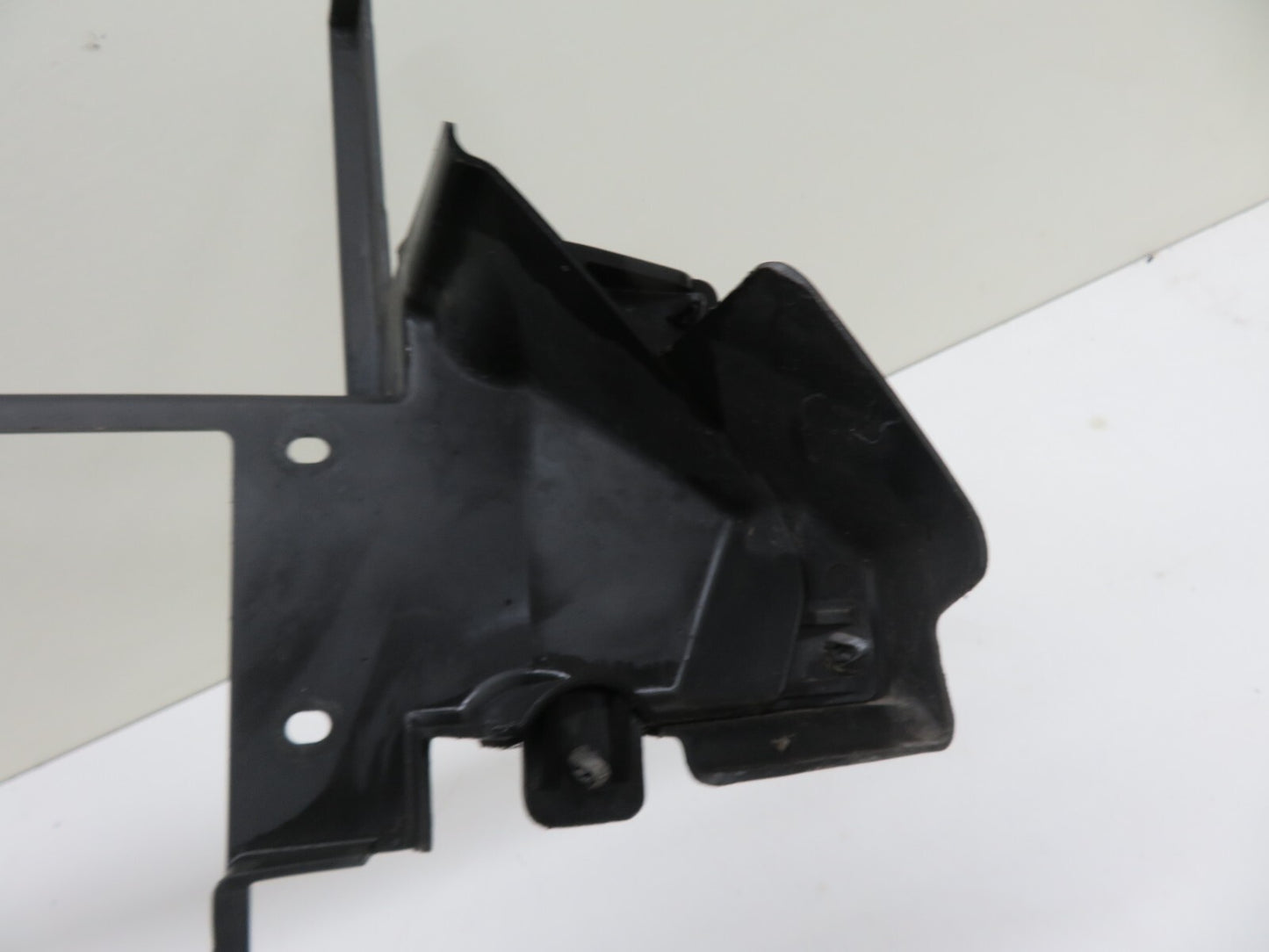 VAUXHALL MOKKA FRONT LOWER RADIATOR COWLING AIR DUCT TRIM 2012-2016