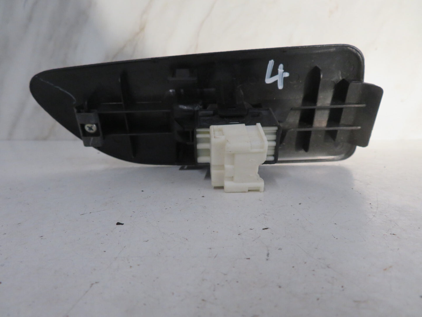 NISSAN ALMERA NS PASSENGER WINDOW SWITCHES 1998-2000 1624-4