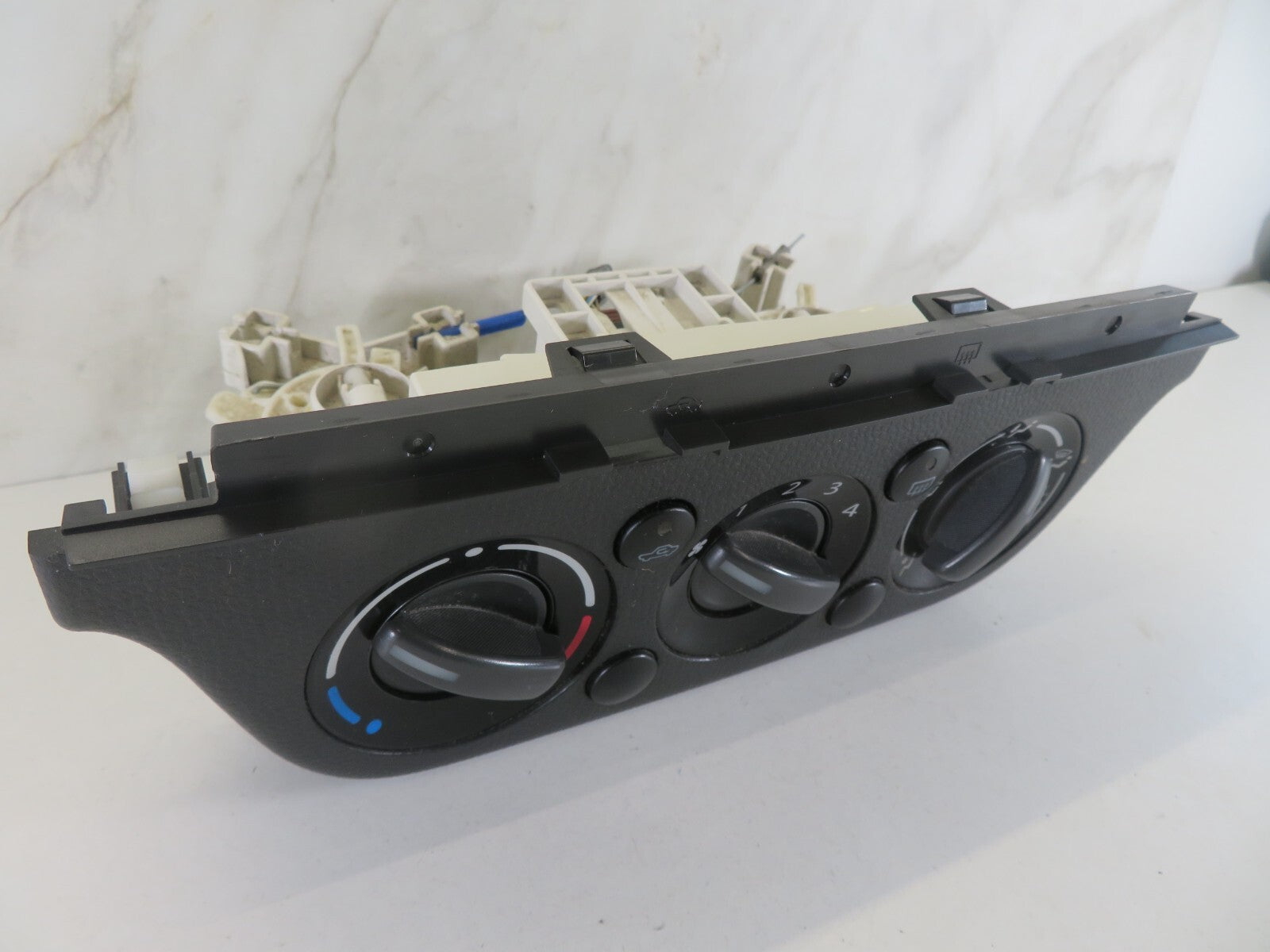 SUZUKI SWIFT HEATER CLIMATE CONTROLS 2005-2010 A1235-5