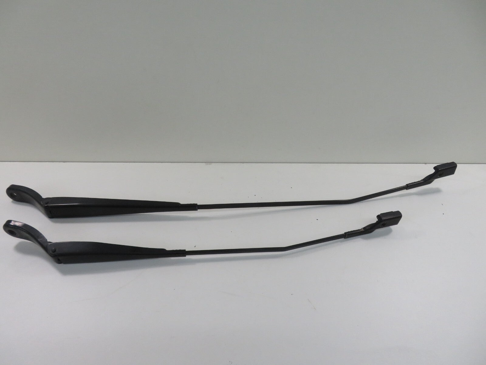 CITROEN BERLINGO MK2 FRONT WIPER ARMS PAIR 2008-2012