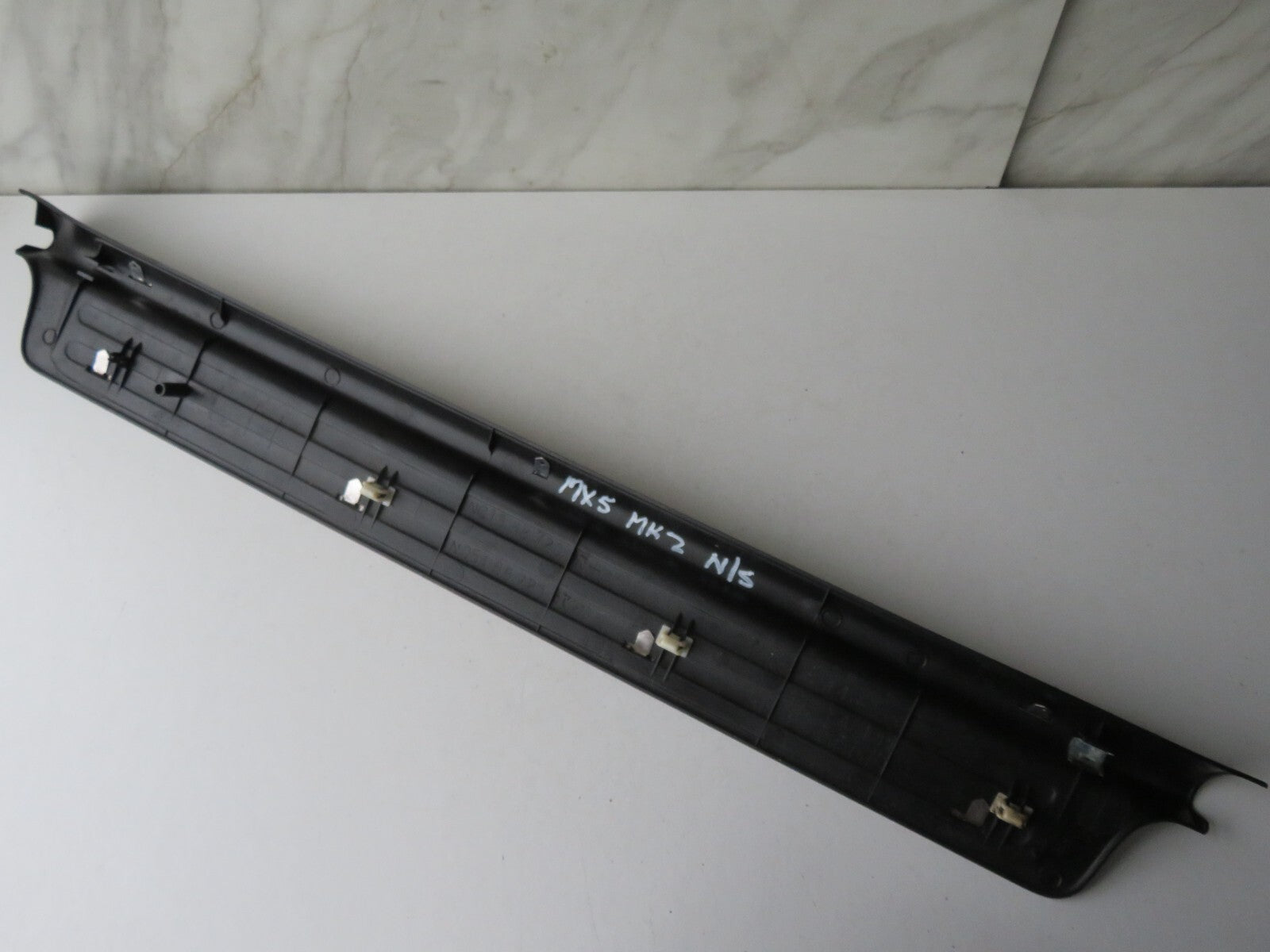 MAZDA MX5 MX-5 MK2 INTERIOR KICK PANEL SILL TRIMS PAIR 1998-2005